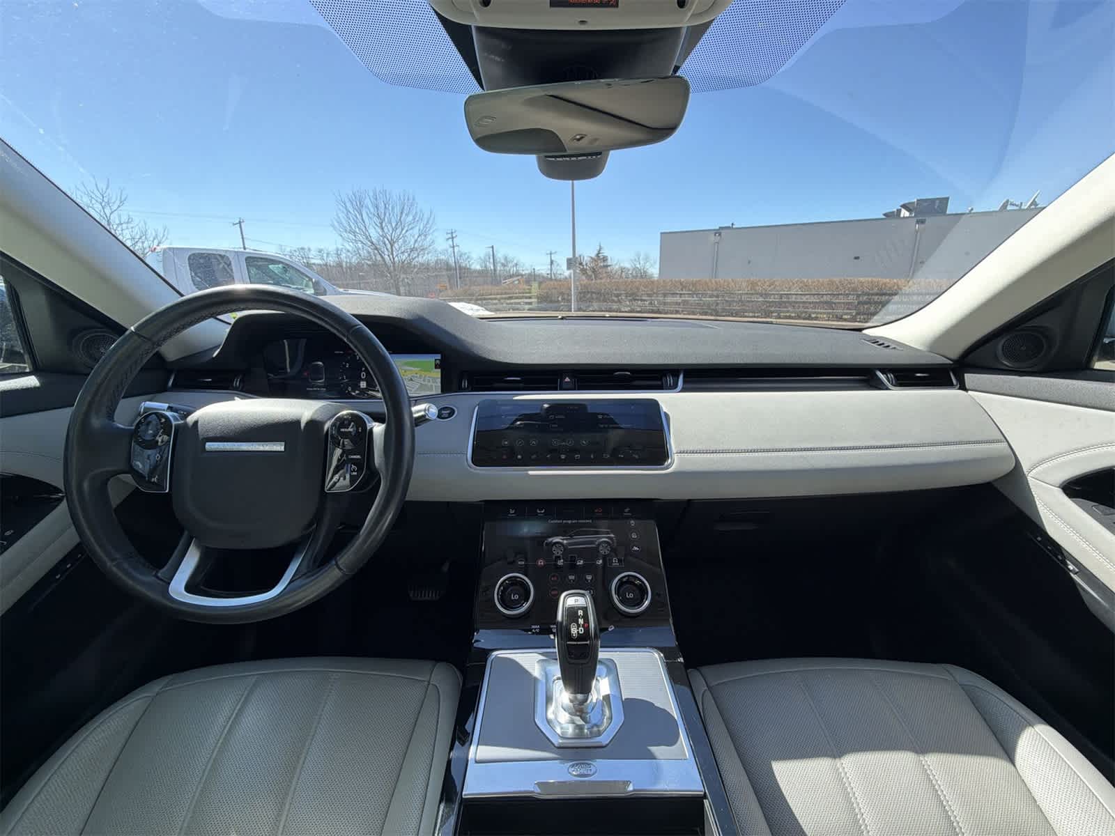 Thumbnail: 2020 Land Rover Range Rover Evoque - 18