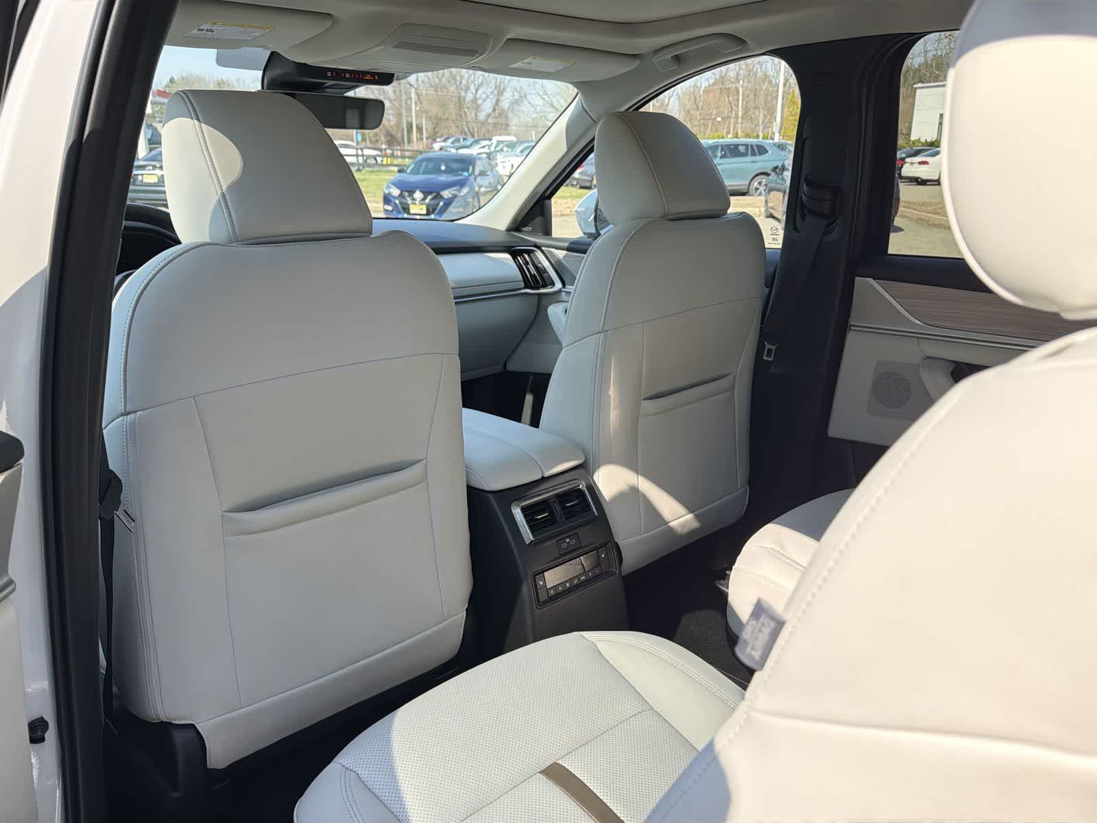 Thumbnail: 2024 Mazda CX-90 - 20