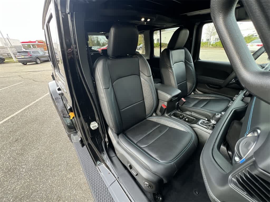 Thumbnail: 2024 Jeep Wrangler - 22