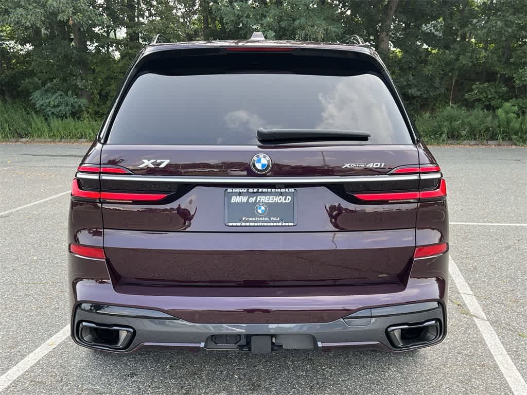 Thumbnail: 2023 BMW X7 - 13