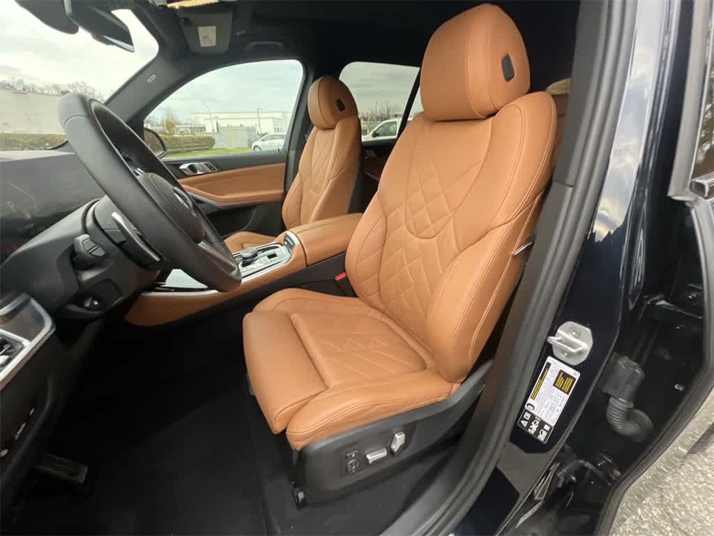 Thumbnail: 2024 BMW X5 - 19