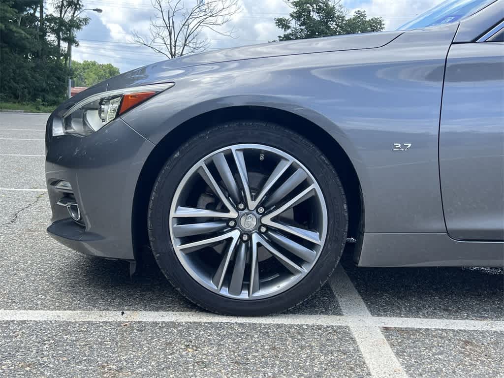 Thumbnail: 2015 INFINITI Q50 - 16