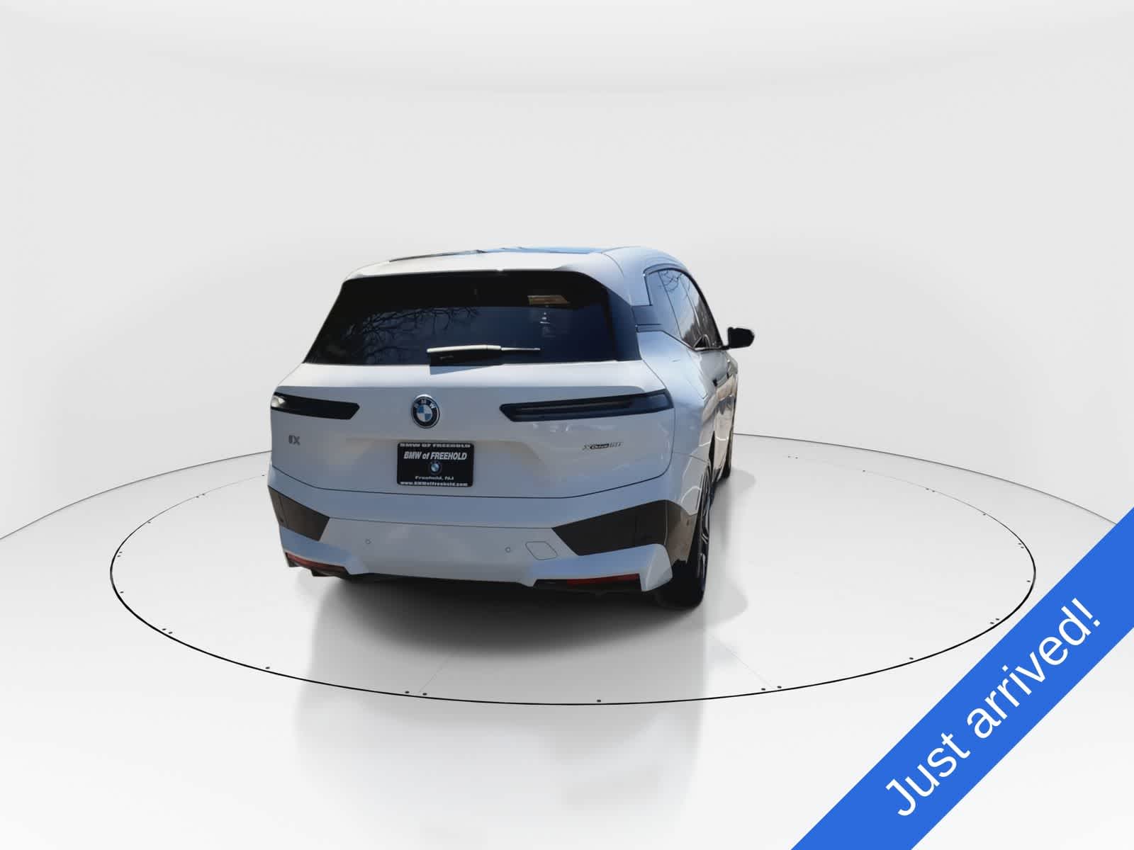 Thumbnail: 2024 BMW iX - 7