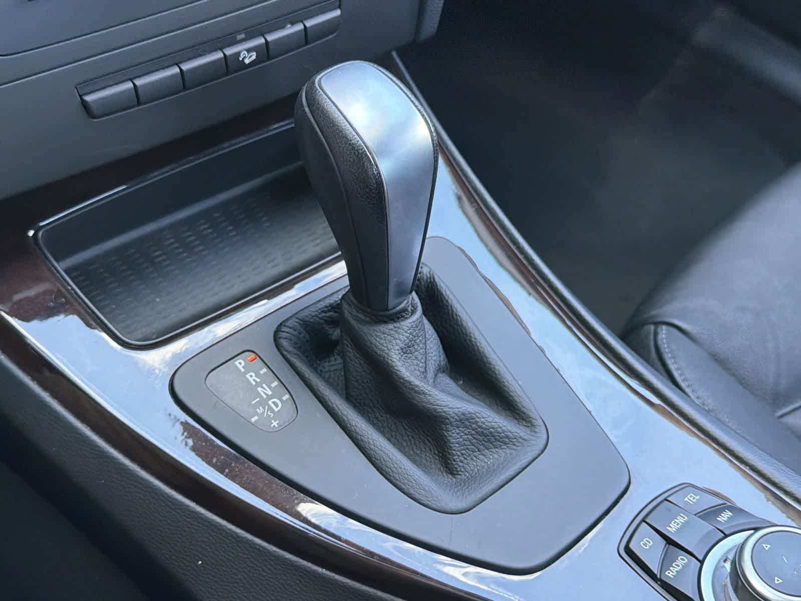 Thumbnail: 2011 BMW 3 Series - 25