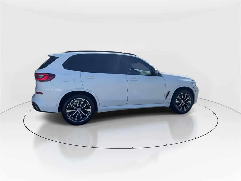 2022 Bmw X5 M50i photo 2