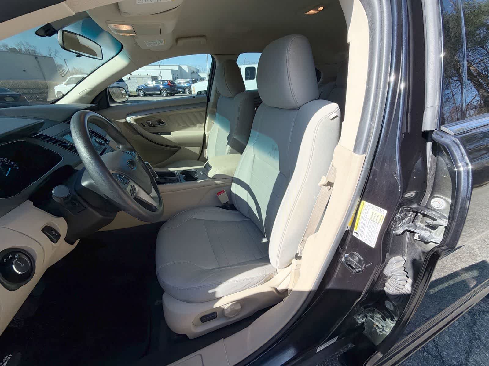 Thumbnail: 2019 Ford Taurus - 19