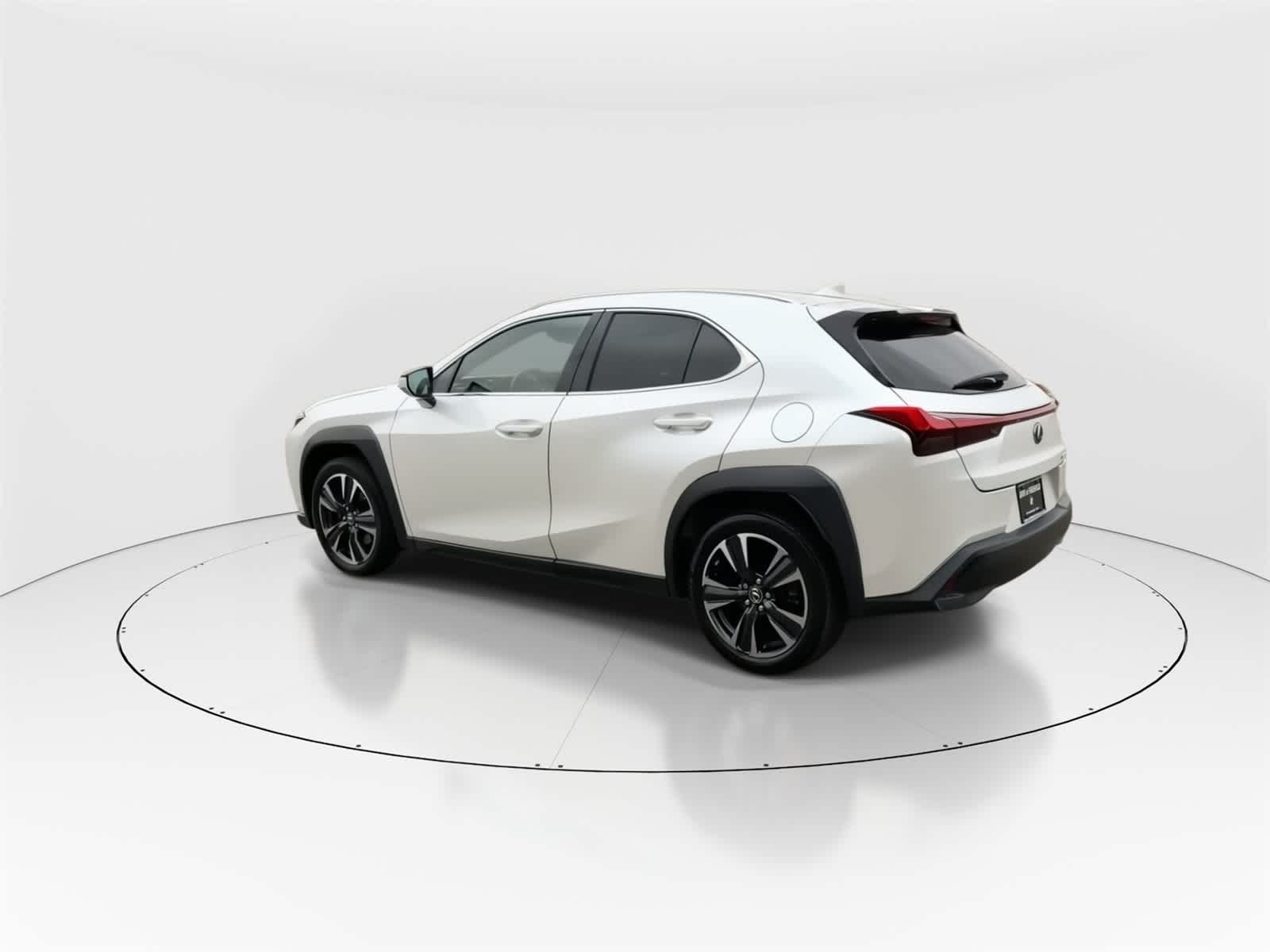 Thumbnail: 2021 Lexus UX - 7