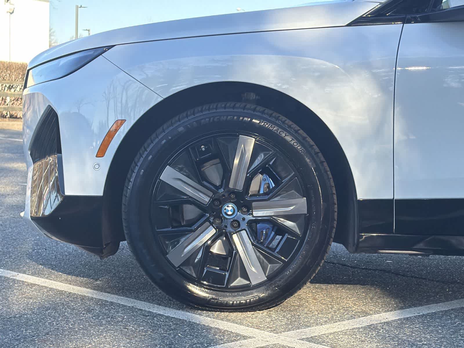 Thumbnail: 2025 BMW iX - 16