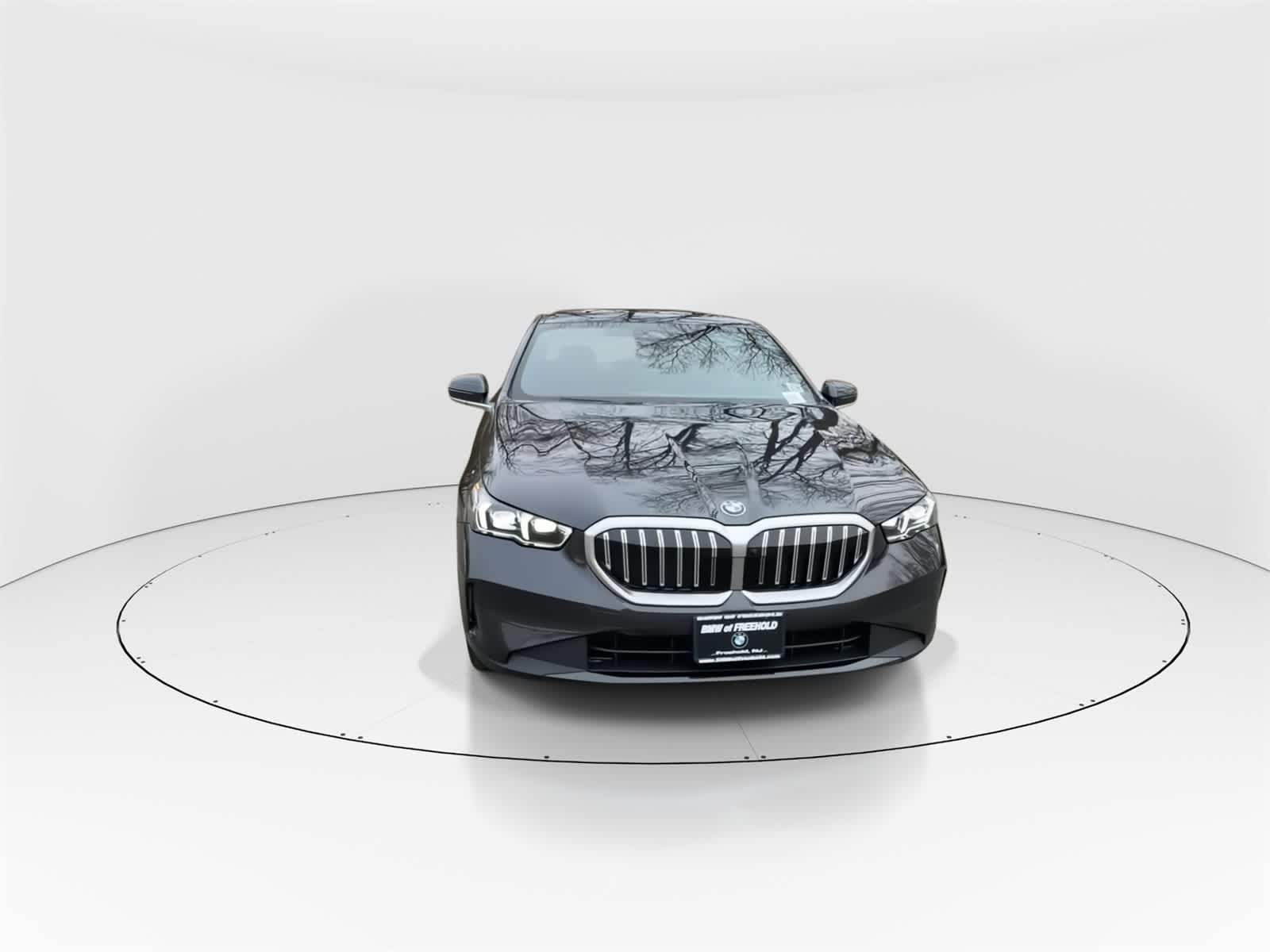 Thumbnail: 2026 BMW 5 Series - 4