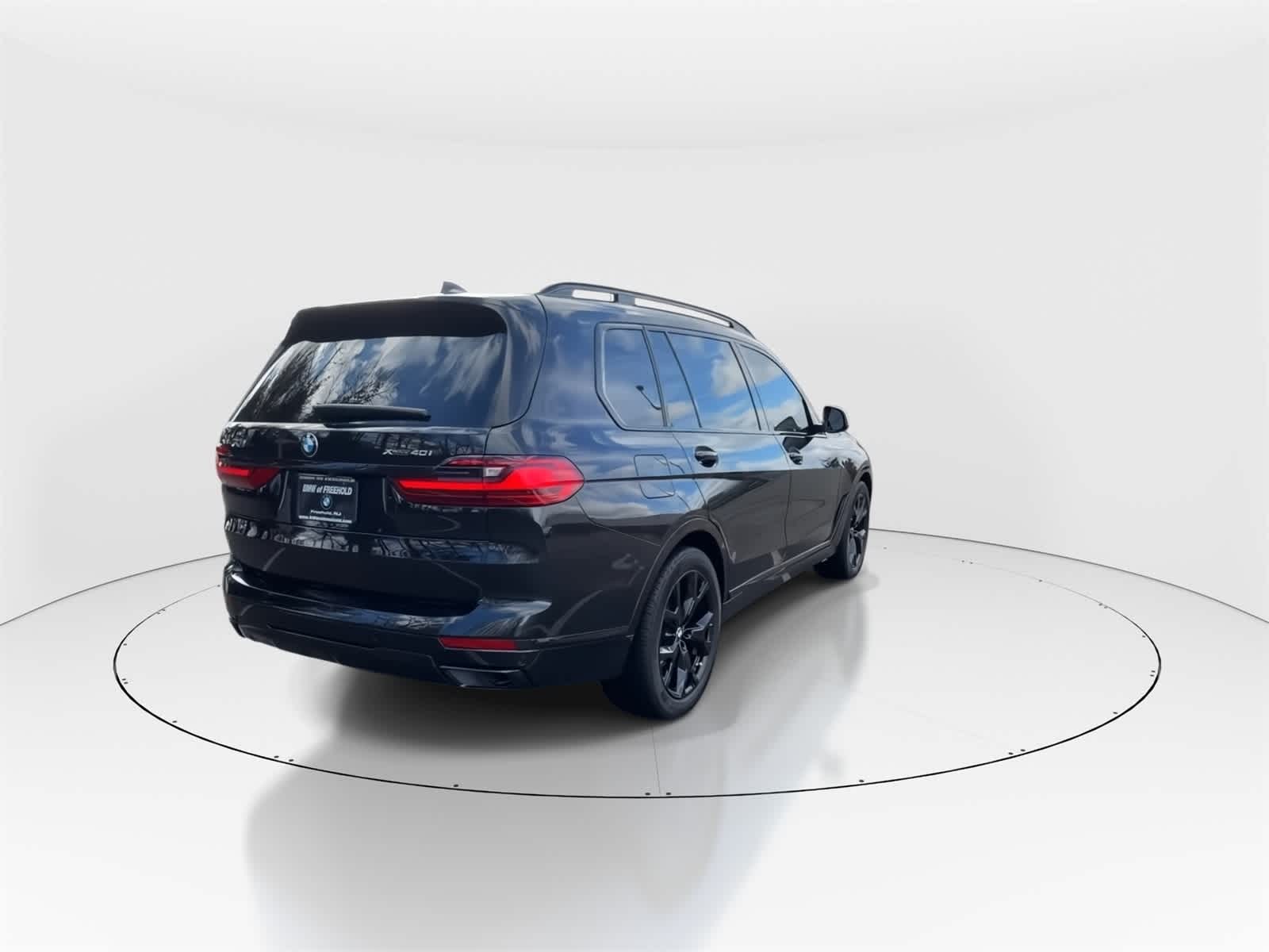 Thumbnail: 2022 BMW X7 - 9