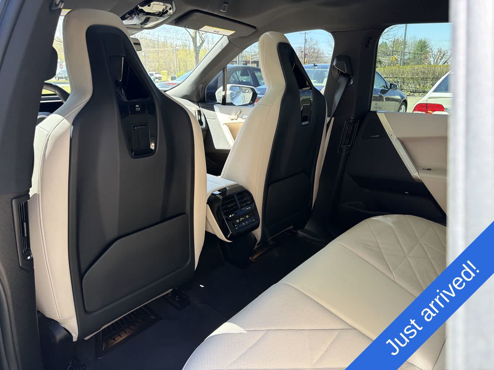 Thumbnail: 2024 BMW iX - 20