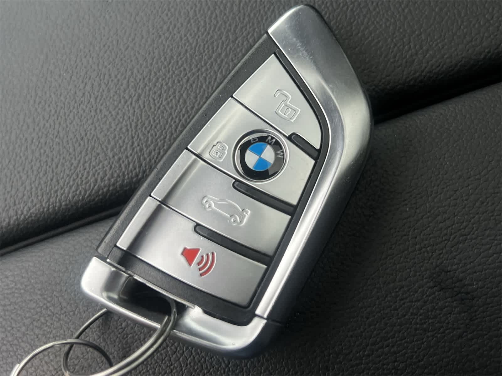 Thumbnail: 2022 BMW X7 - 28