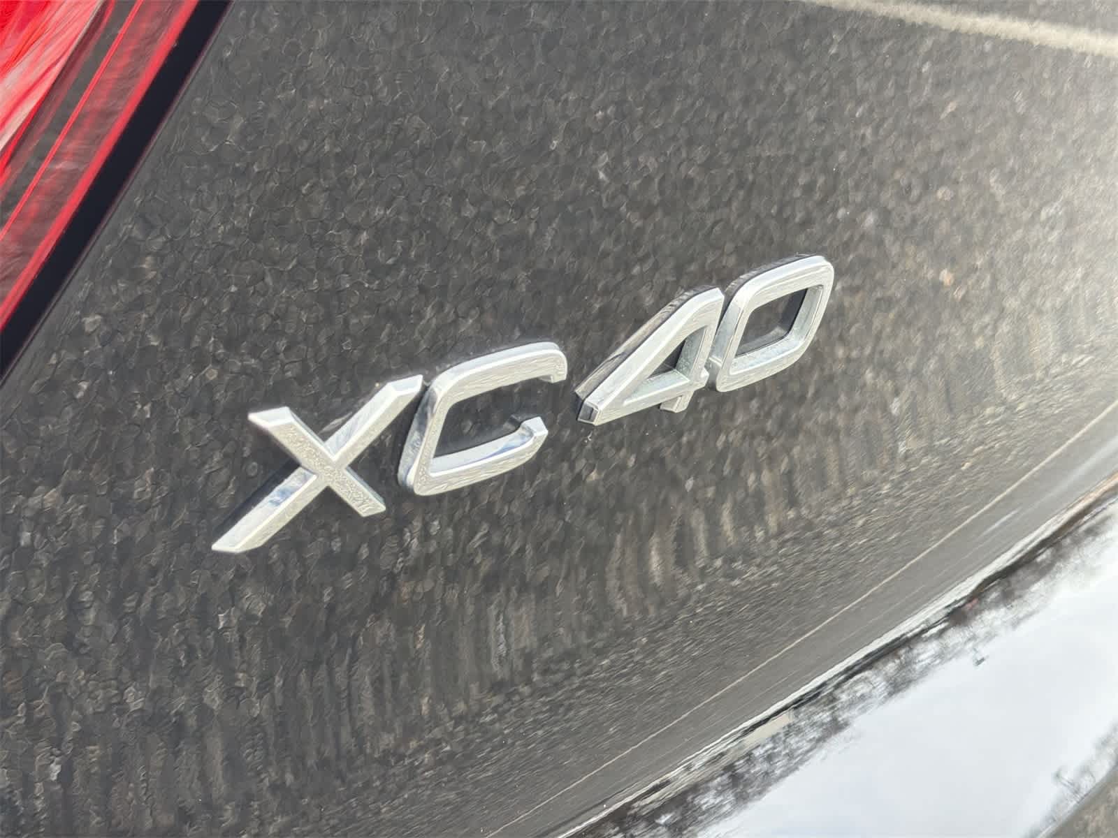 Thumbnail: 2022 Volvo XC40 - 15
