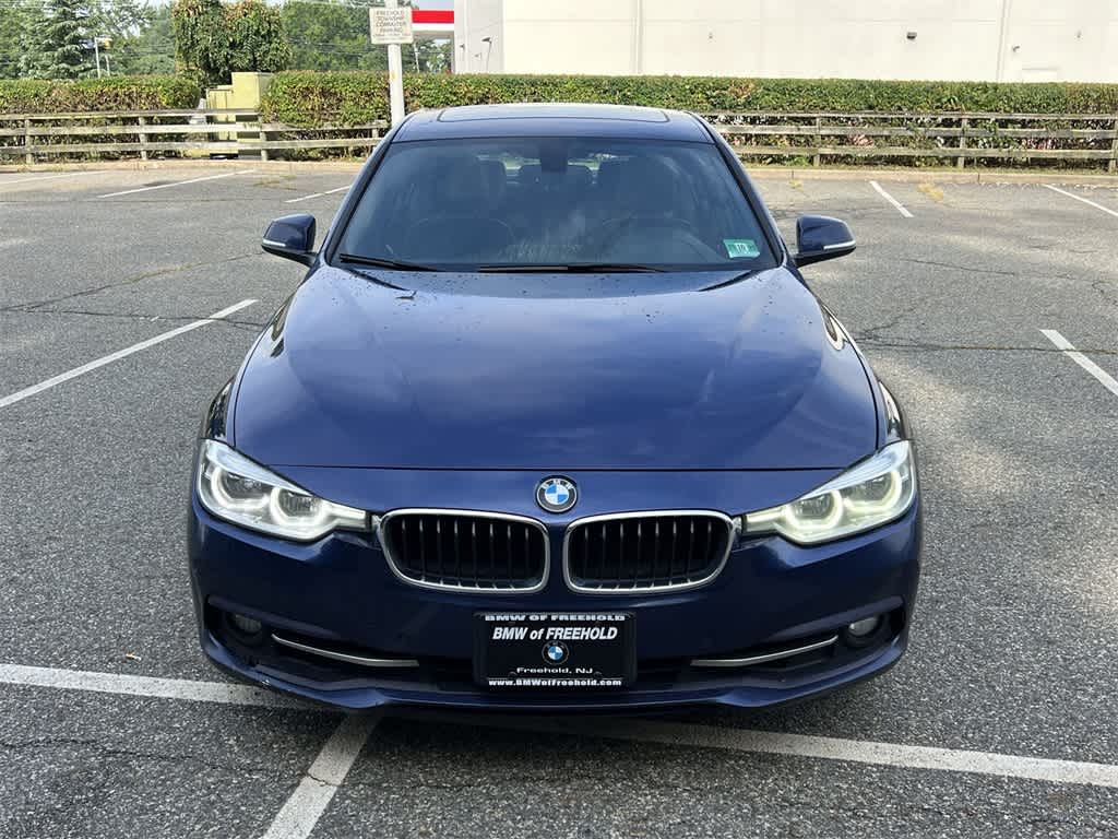 Thumbnail: 2016 BMW 3 Series - 14
