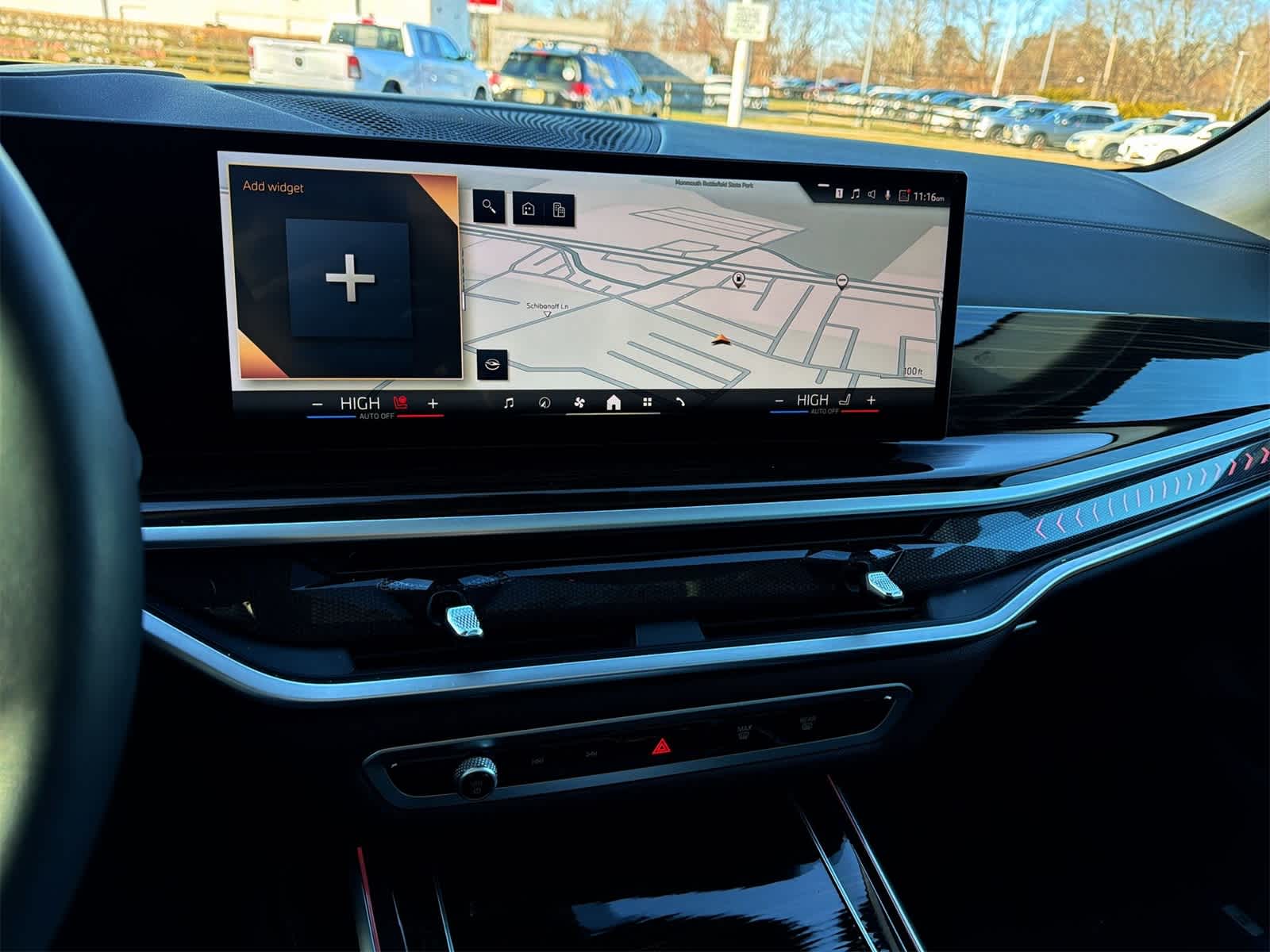 Thumbnail: 2025 BMW X7 - 24