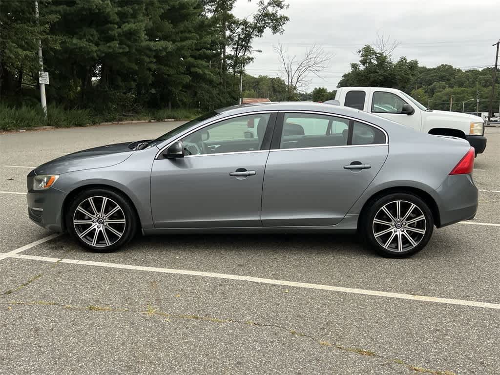 Thumbnail: 2018 Volvo S60 - 11
