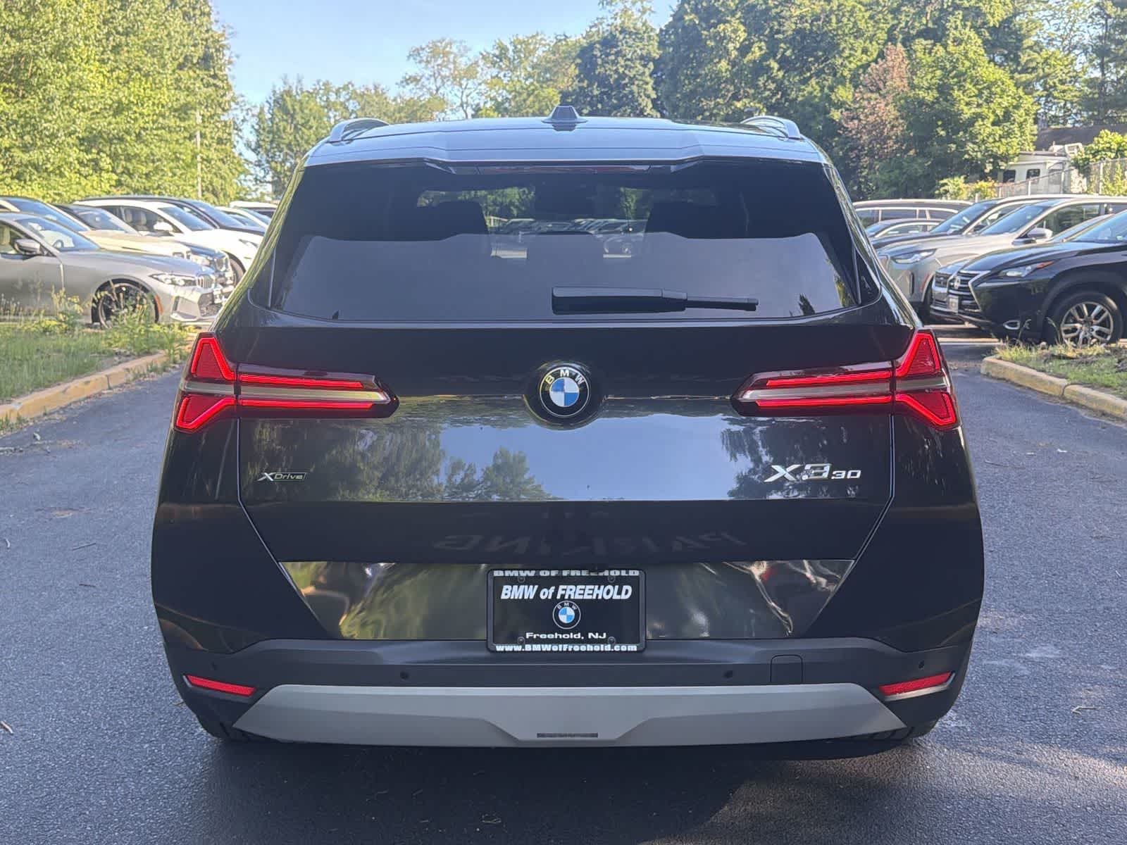 Thumbnail: 2025 BMW X3 - 13