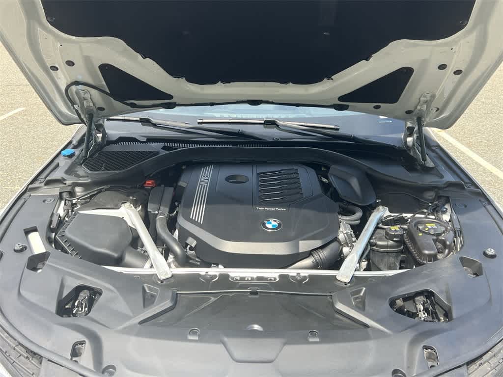 Thumbnail: 2022 BMW 8 Series - 17