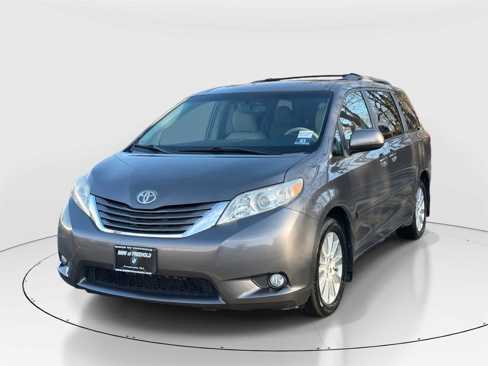 2013 Toyota Sienna XLE -
                  Freehold, NJ