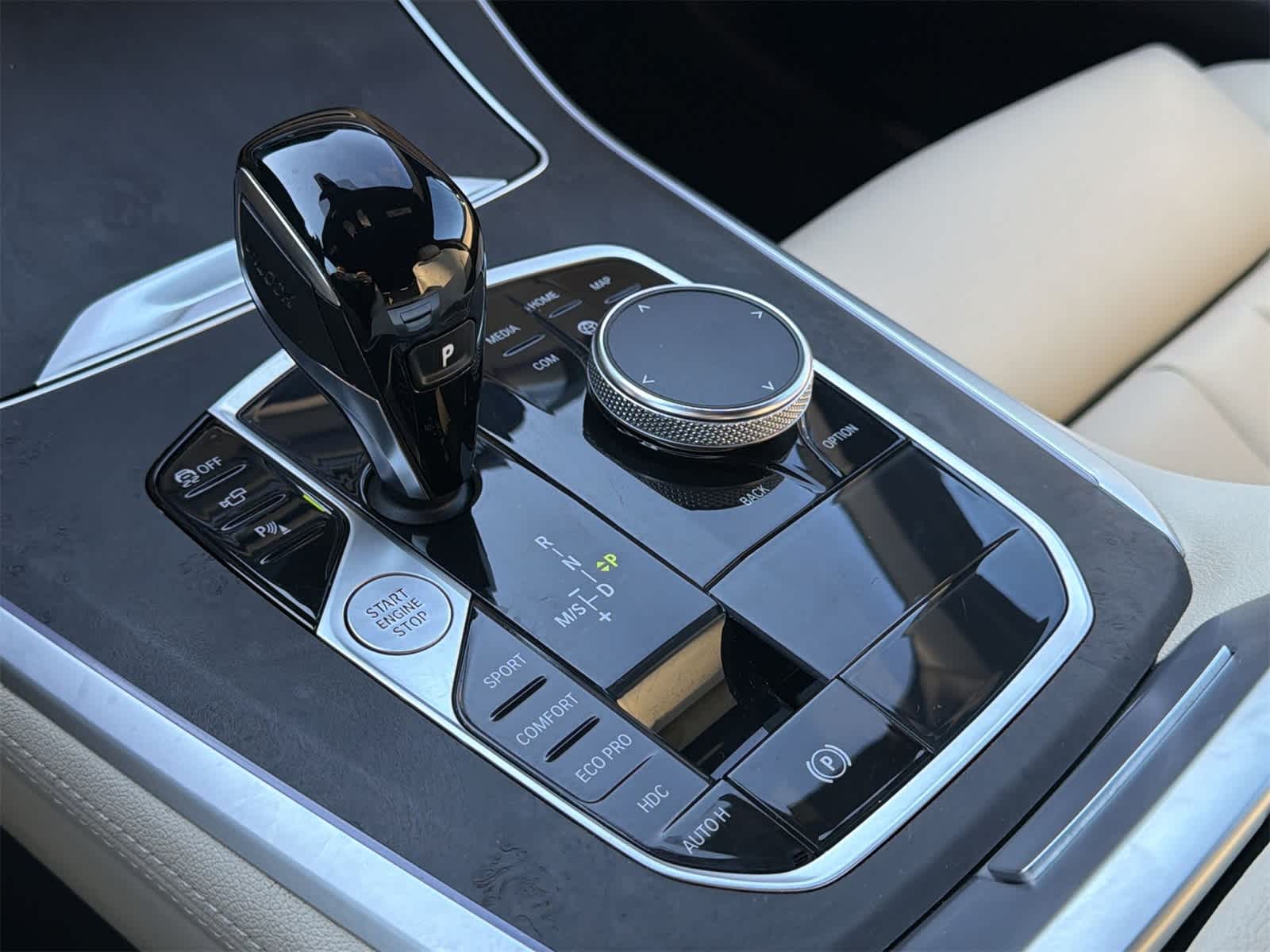 Thumbnail: 2022 BMW X5 - 25