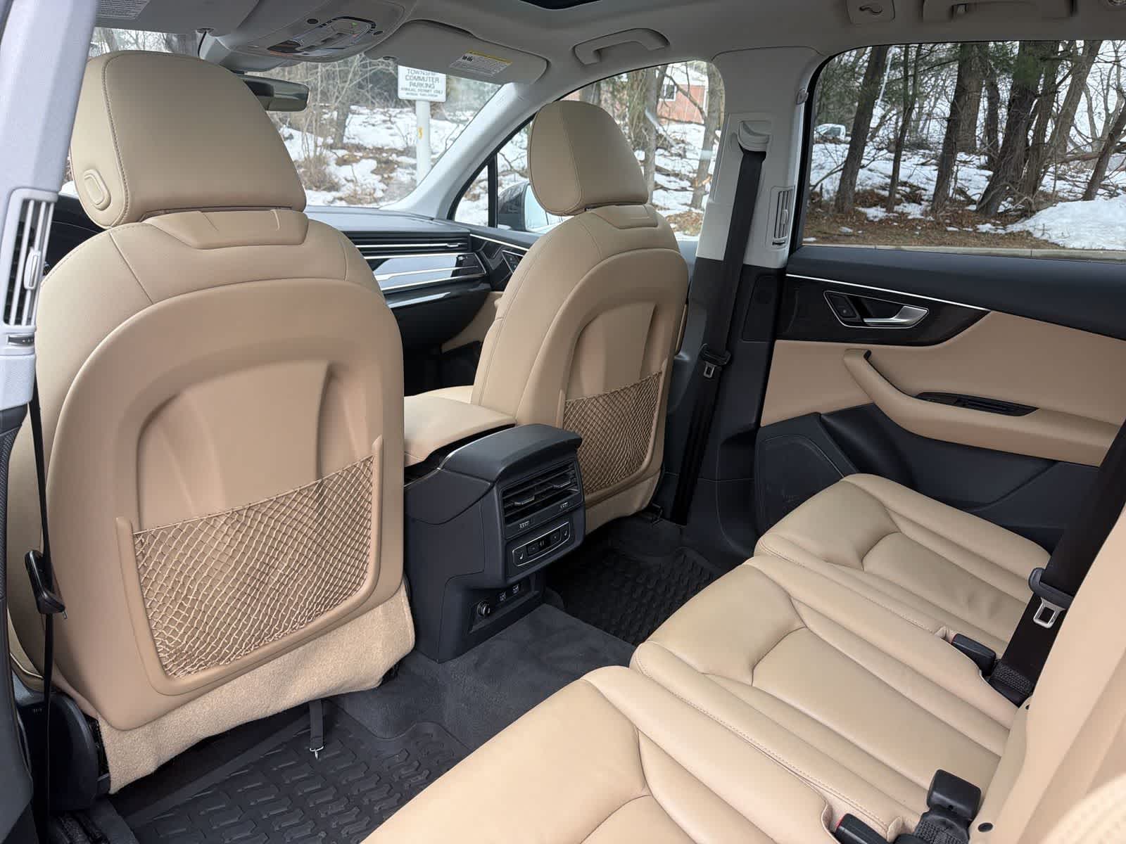 Thumbnail: 2020 Audi Q7 - 20