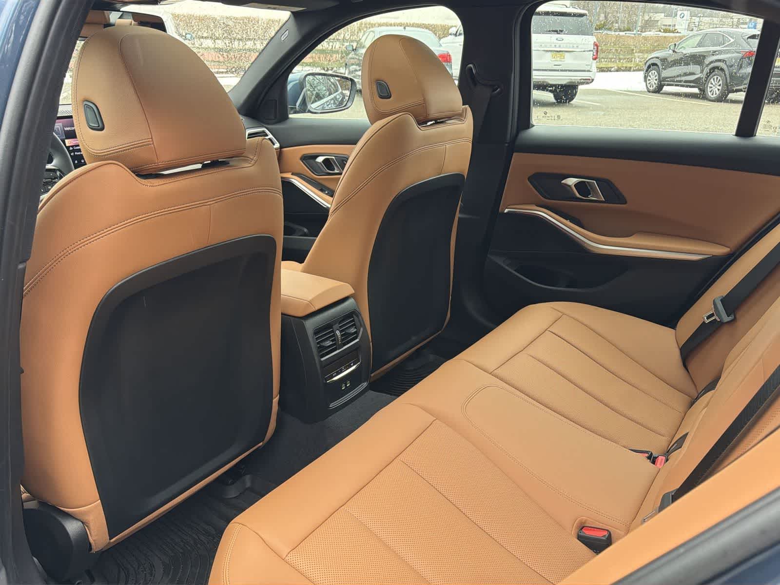 Thumbnail: 2025 BMW 3 Series - 20