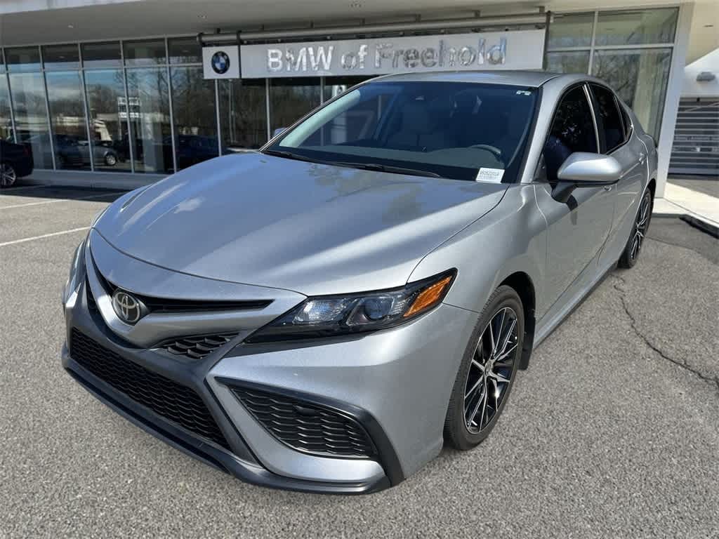 2021 Toyota Camry SE -
                Freehold, NJ