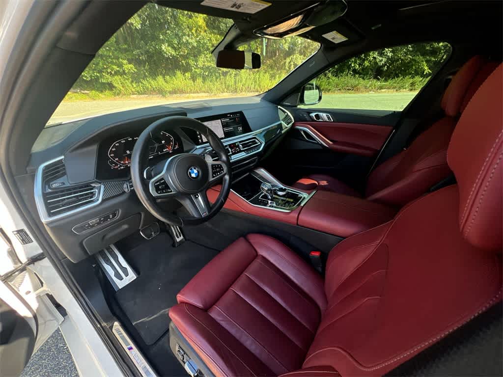 Thumbnail: 2022 BMW X6 - 10
