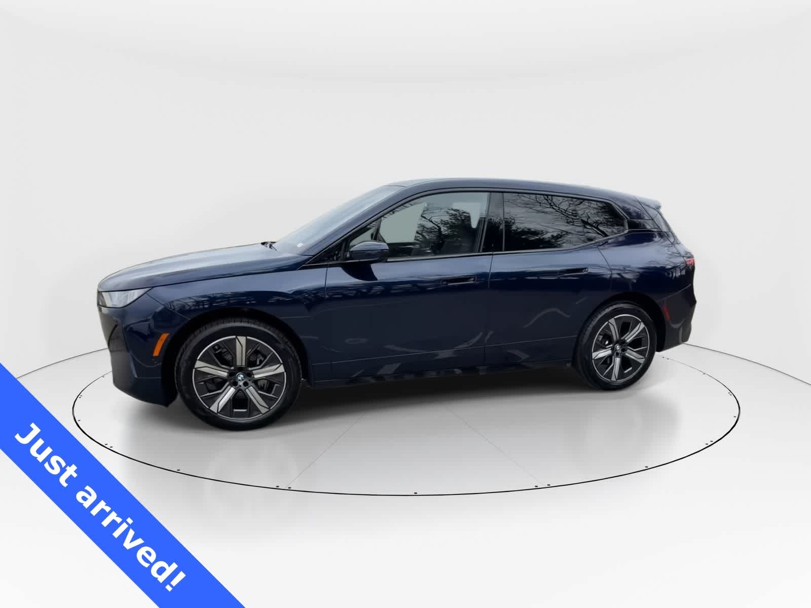 Thumbnail: 2026 BMW iX - 4