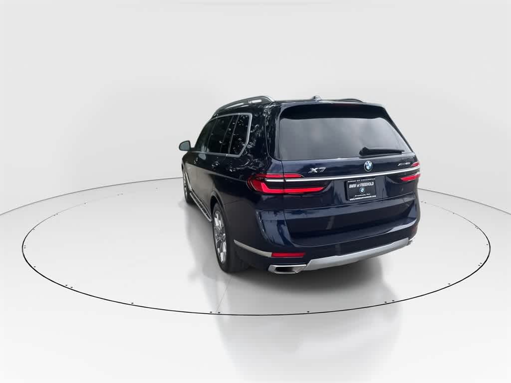 Thumbnail: 2023 BMW X7 - 7