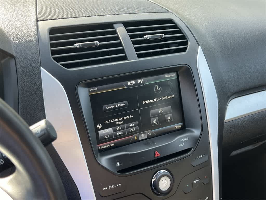 Thumbnail: 2015 Ford Explorer - 24