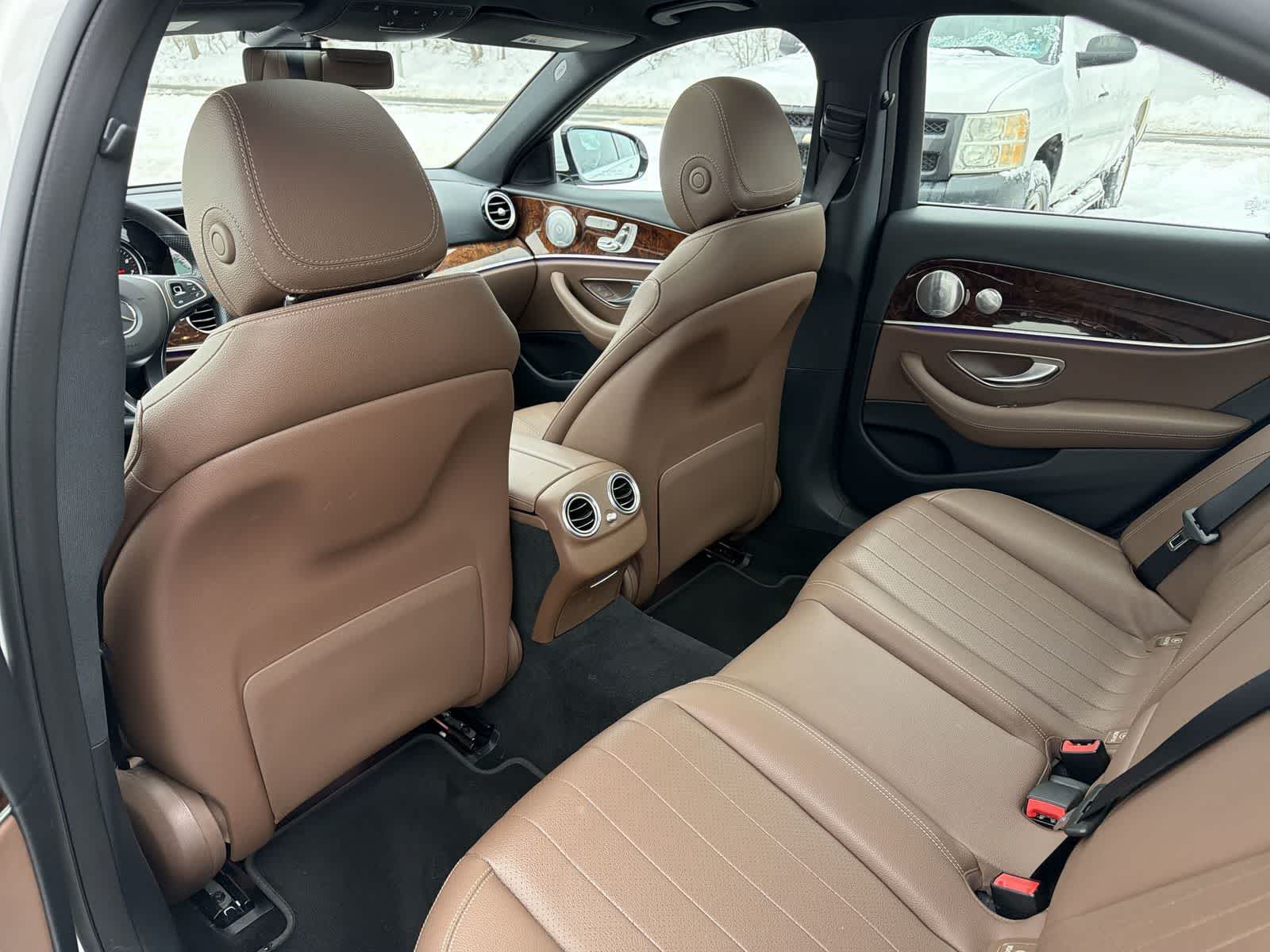 Thumbnail: 2018 Mercedes-Benz E-Class - 20