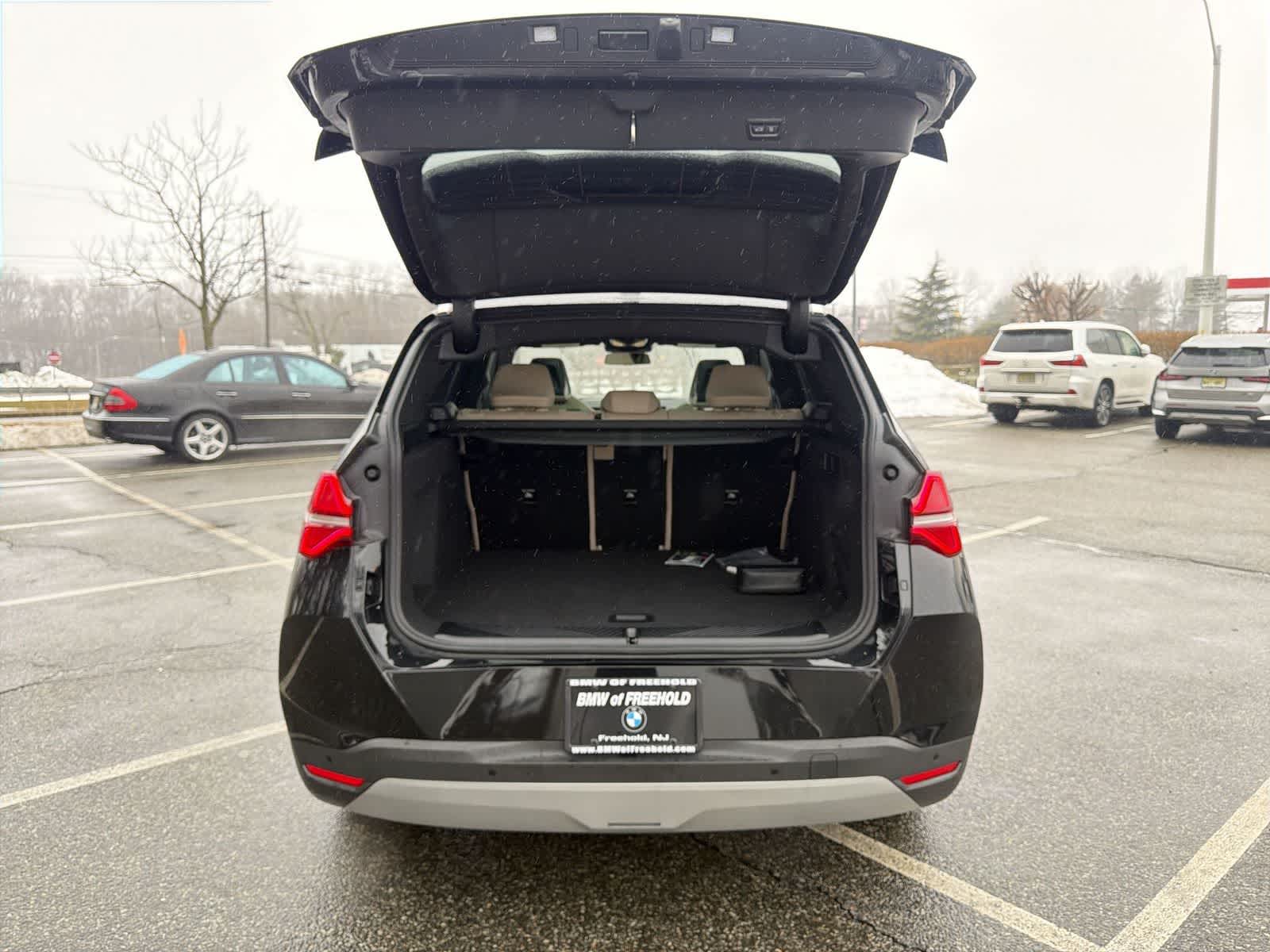 Thumbnail: 2025 BMW X3 - 27