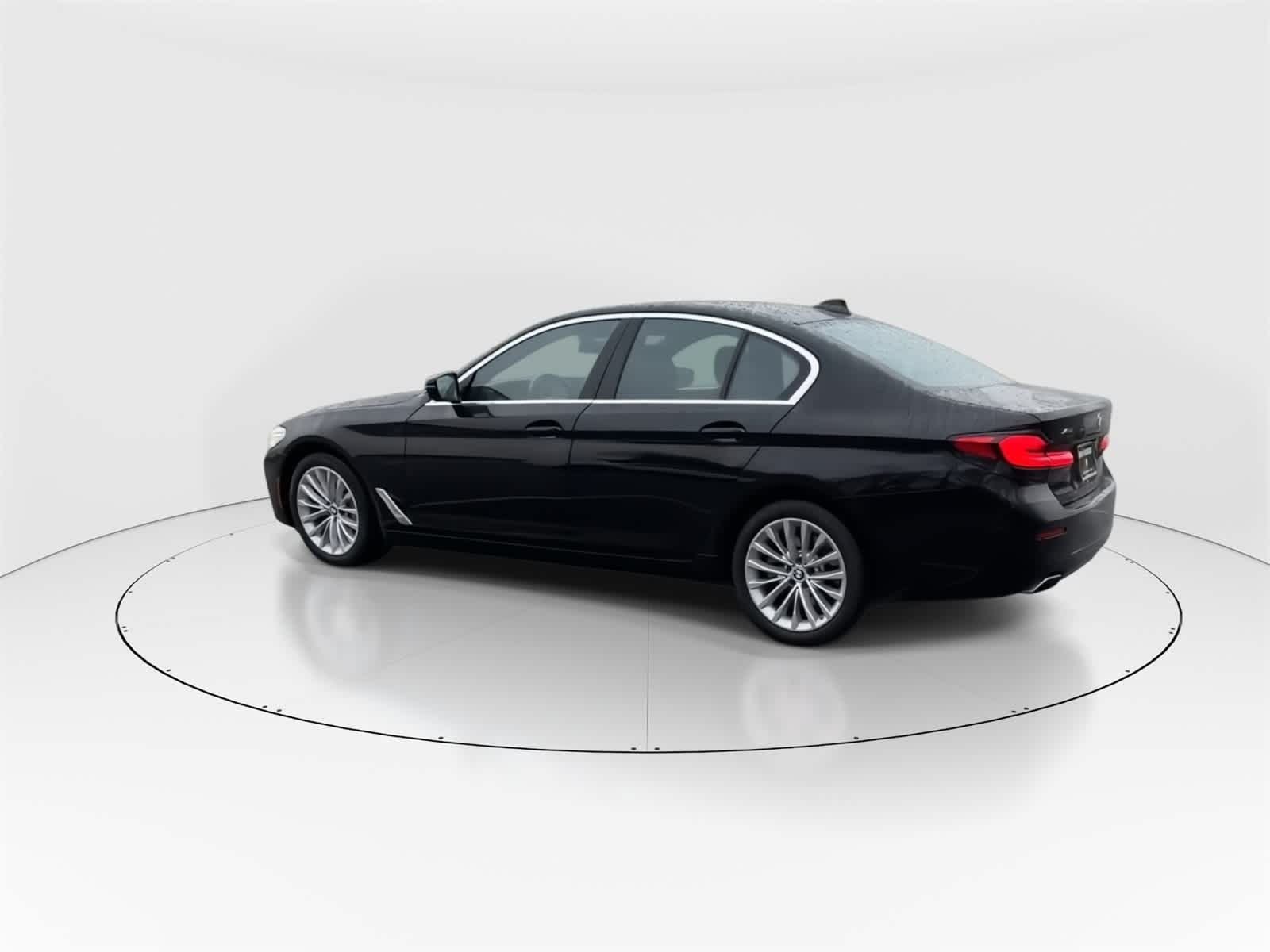 Thumbnail: 2022 BMW 5 Series - 7