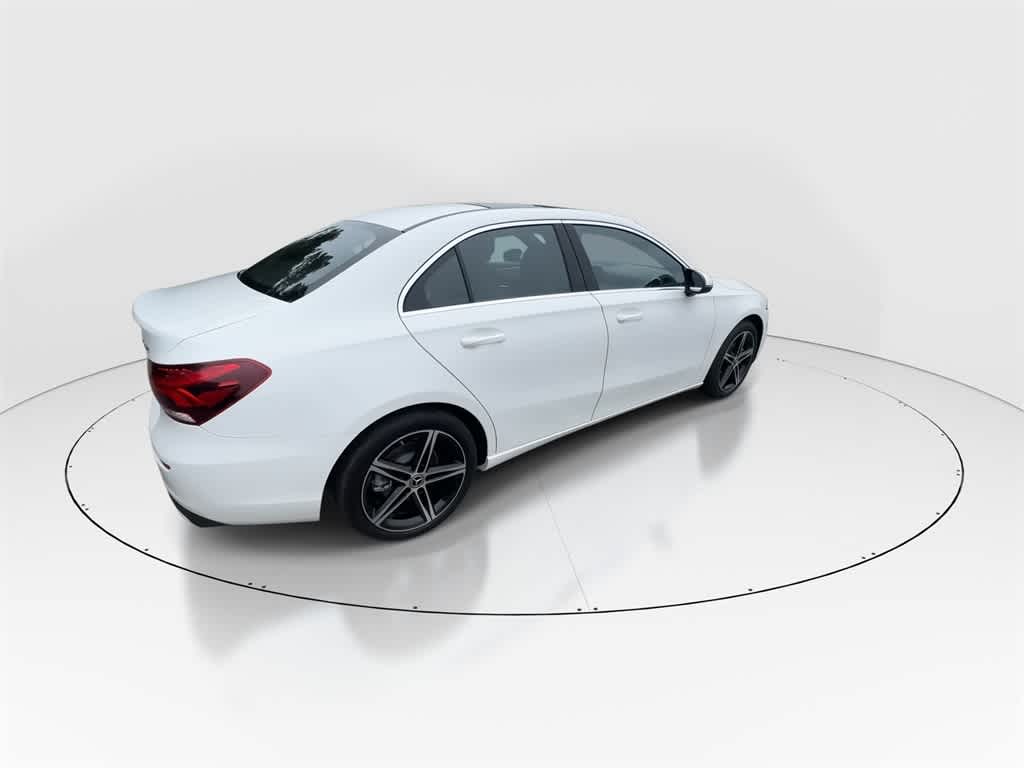 Thumbnail: 2022 Mercedes-Benz A-Class - 9