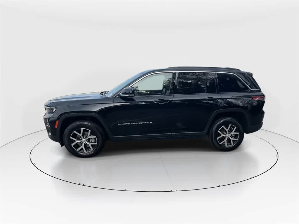 Thumbnail: 2024 Jeep Grand Cherokee - 6