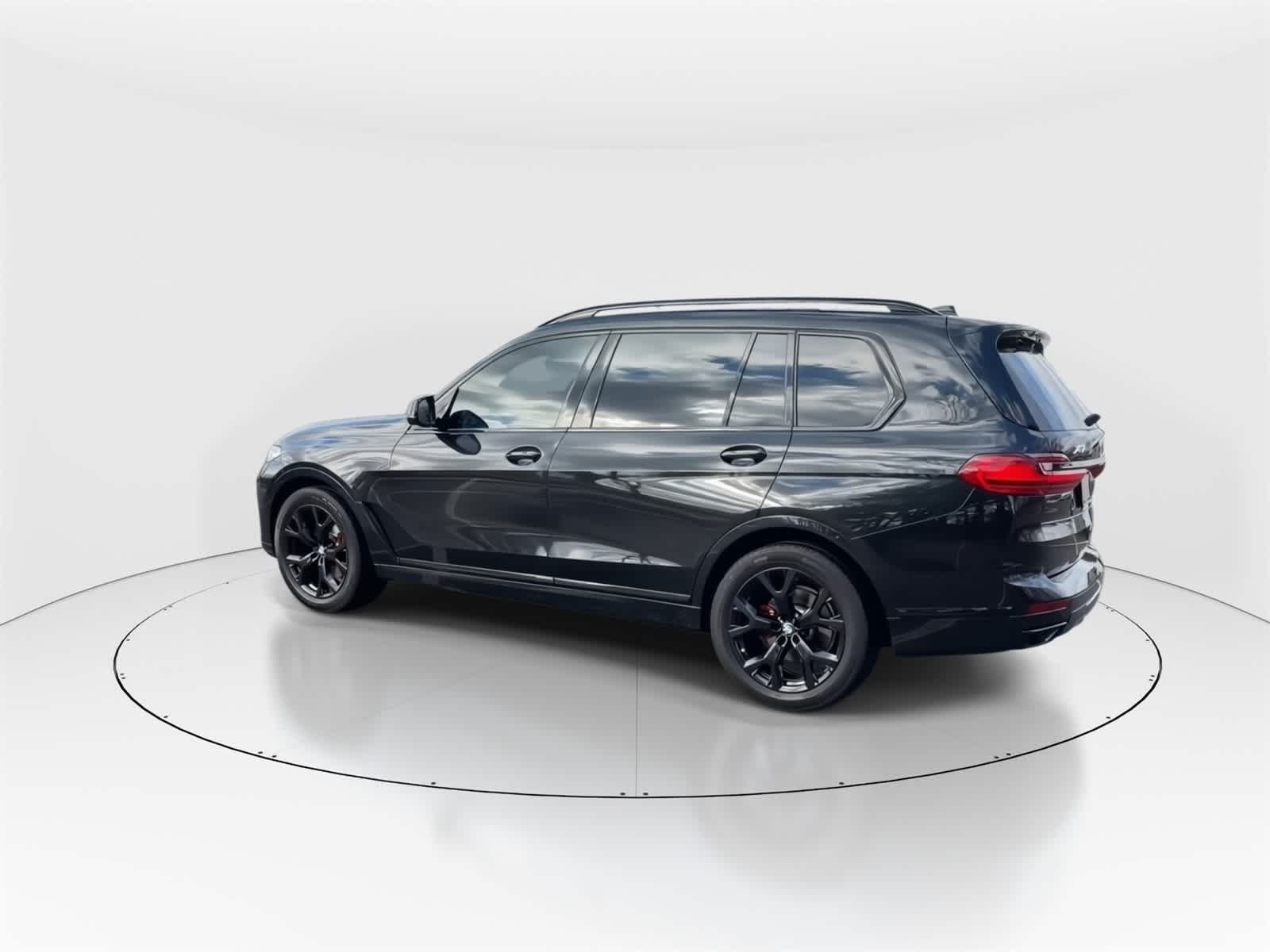 Thumbnail: 2022 BMW X7 - 7