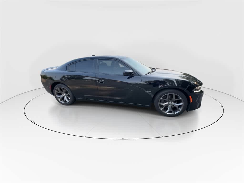 2C3CDXCT4GH298112