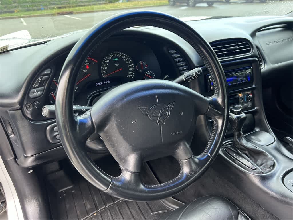 2001 Chevrolet Corvette Base 21