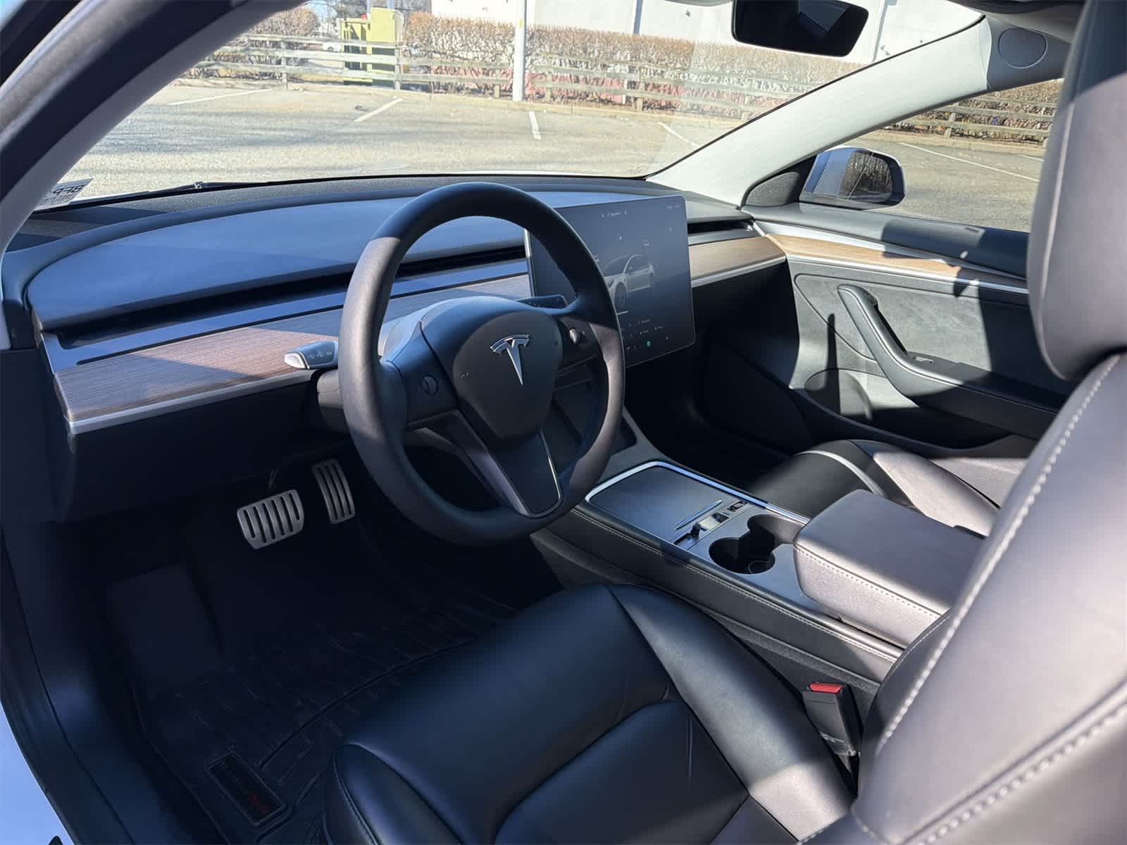 Thumbnail: 2022 Tesla Model 3 - 10