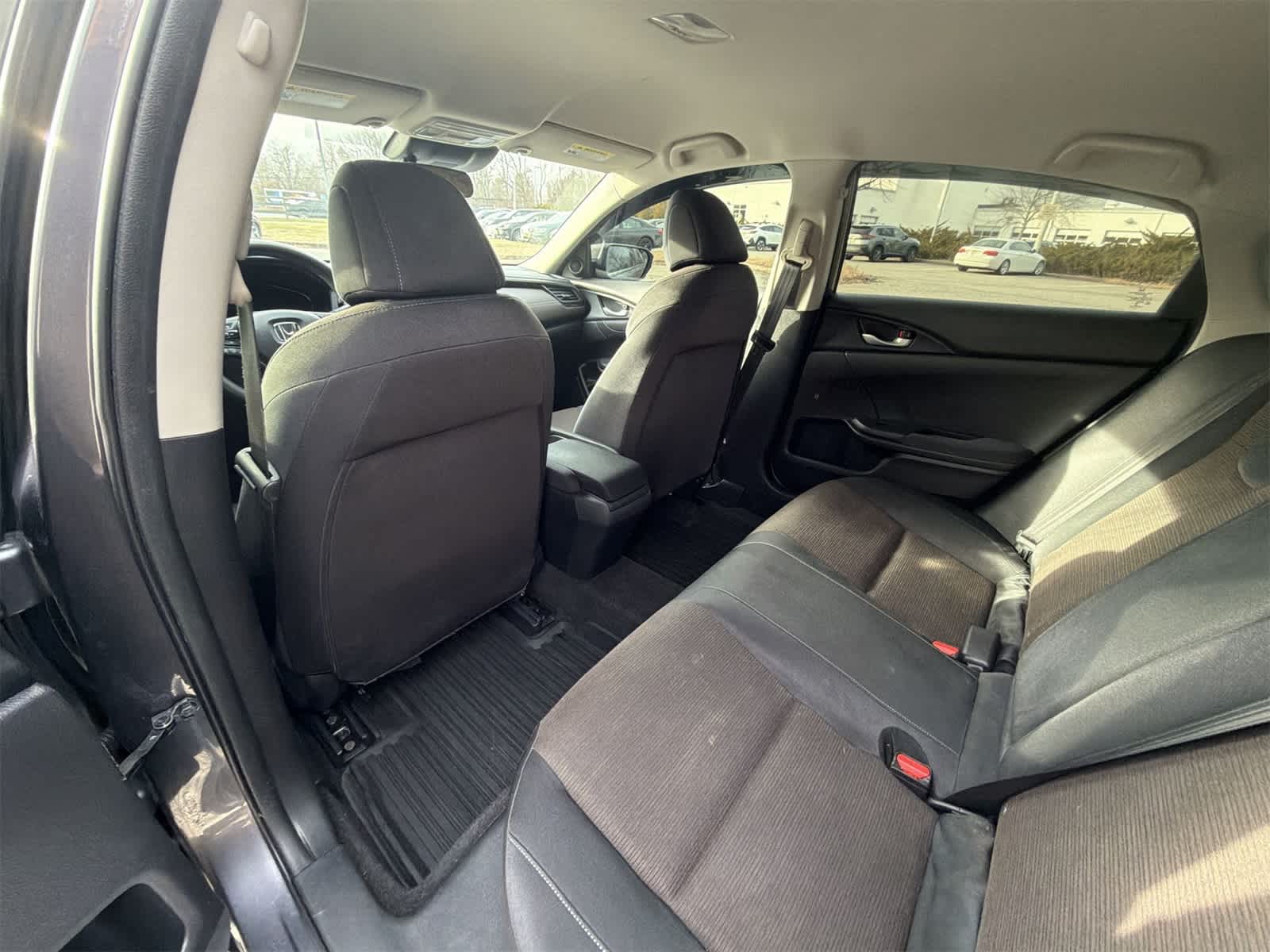 Thumbnail: 2019 Honda Insight - 20