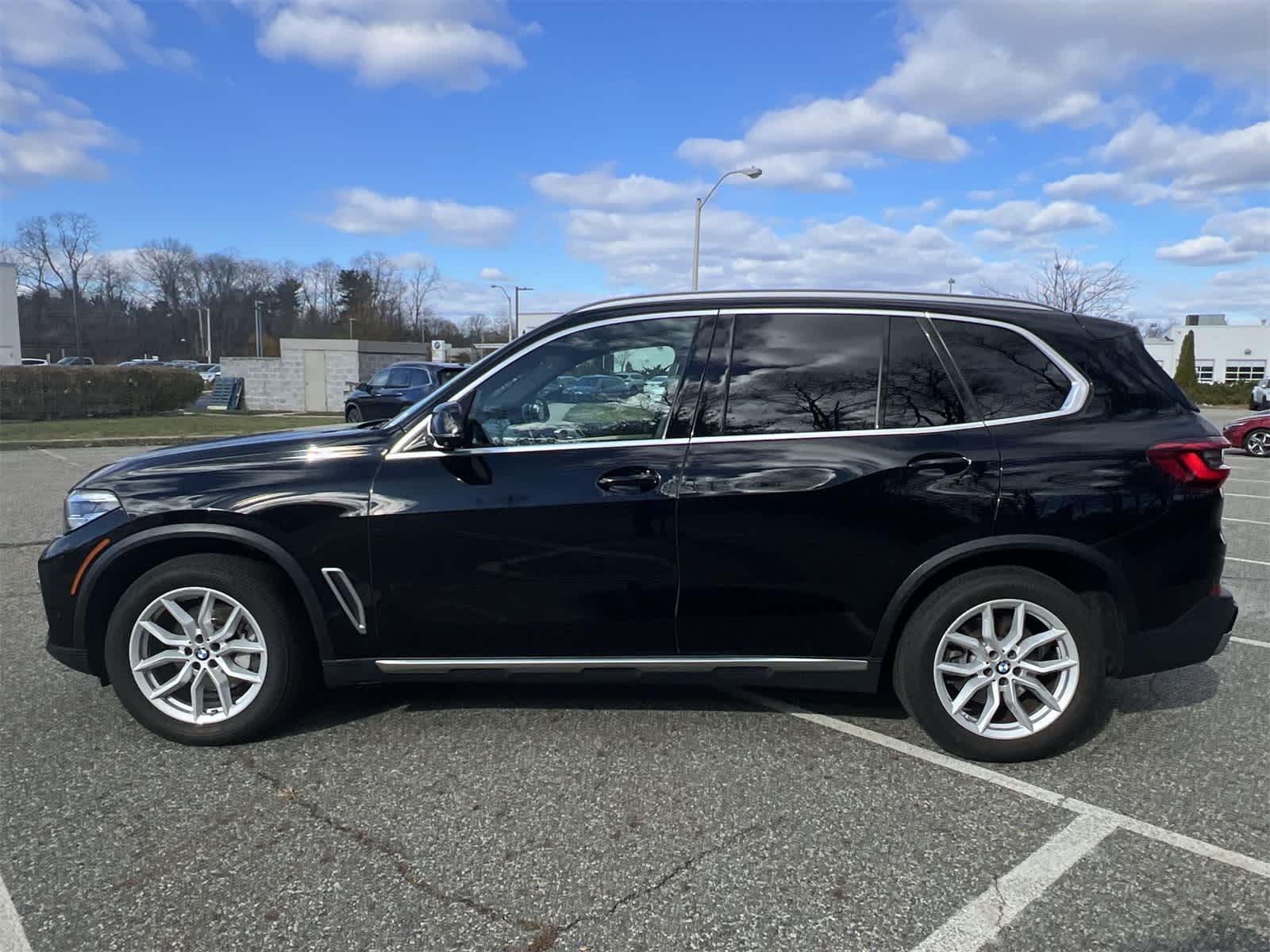 Thumbnail: 2020 BMW X5 - 11