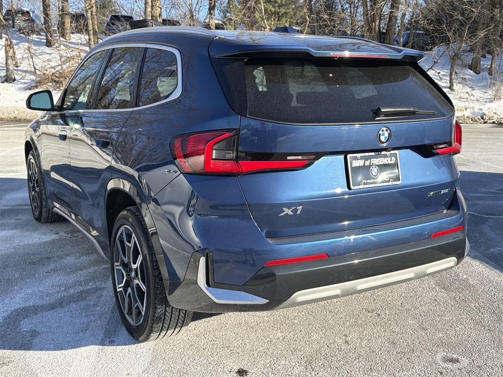 Thumbnail: 2025 BMW X1 - 12