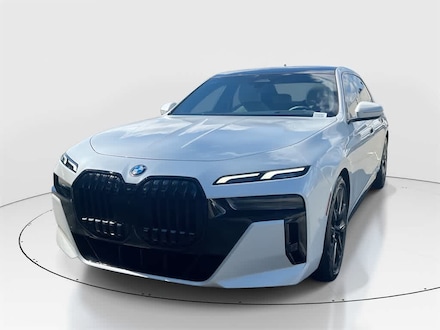 2023 BMW 760i xDrive Sedan
