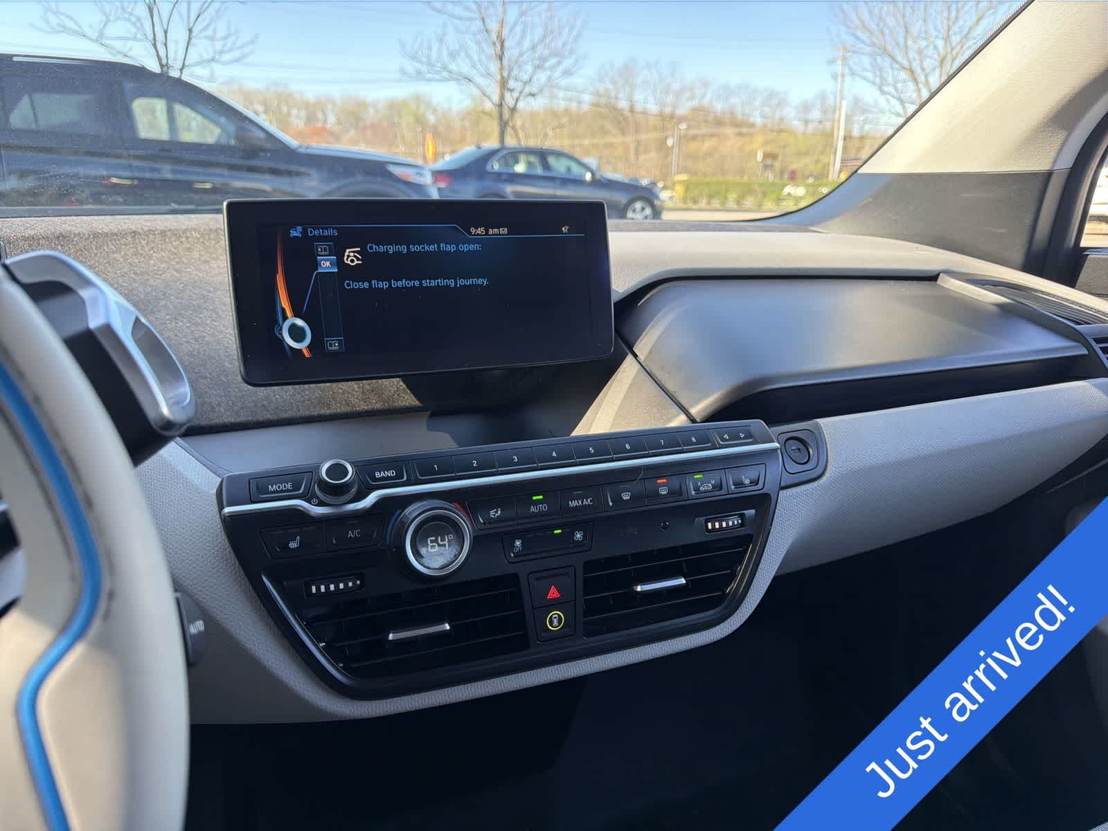 Thumbnail: 2015 BMW i3 - 24