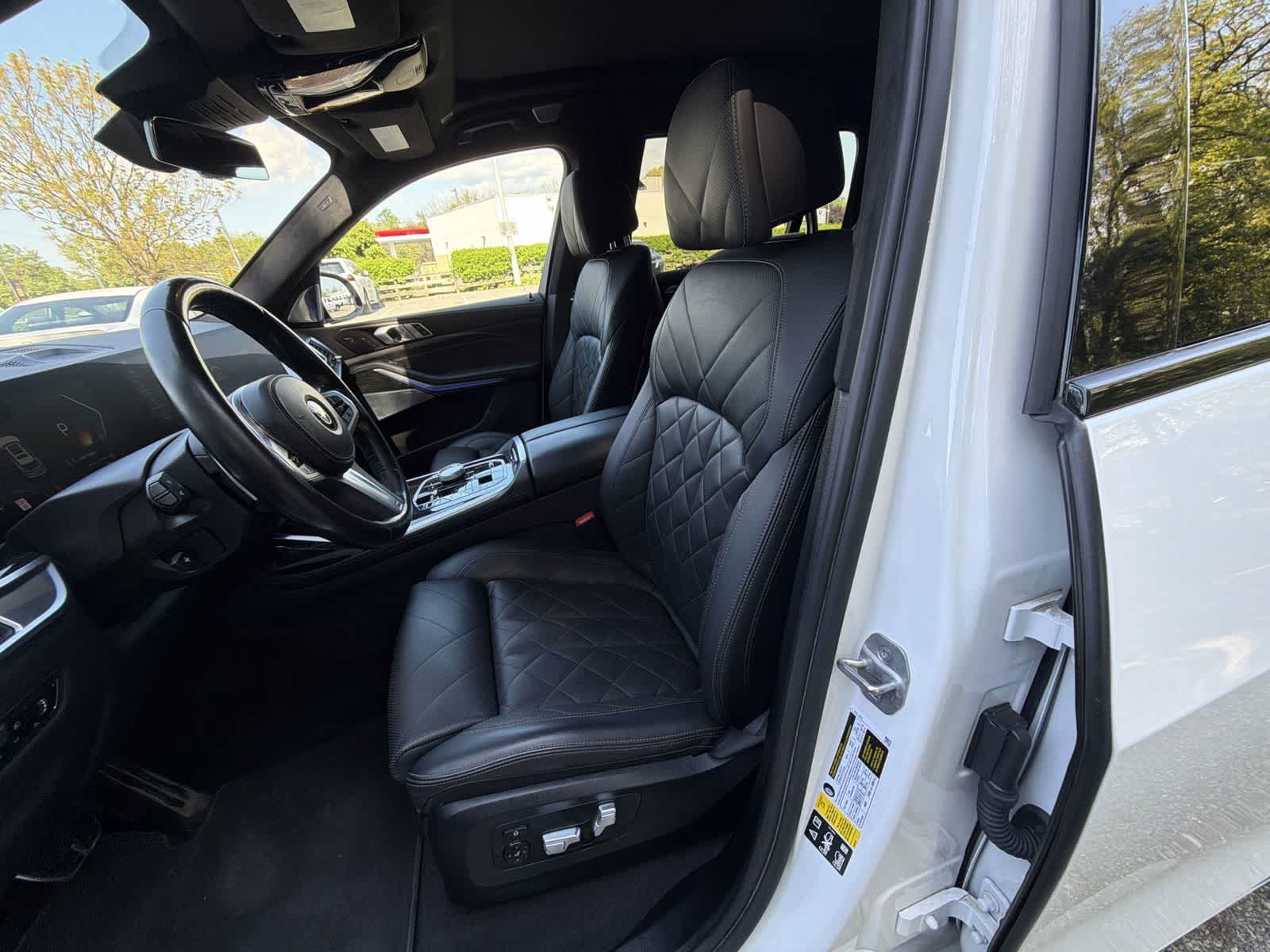 Thumbnail: 2023 BMW X7 - 19