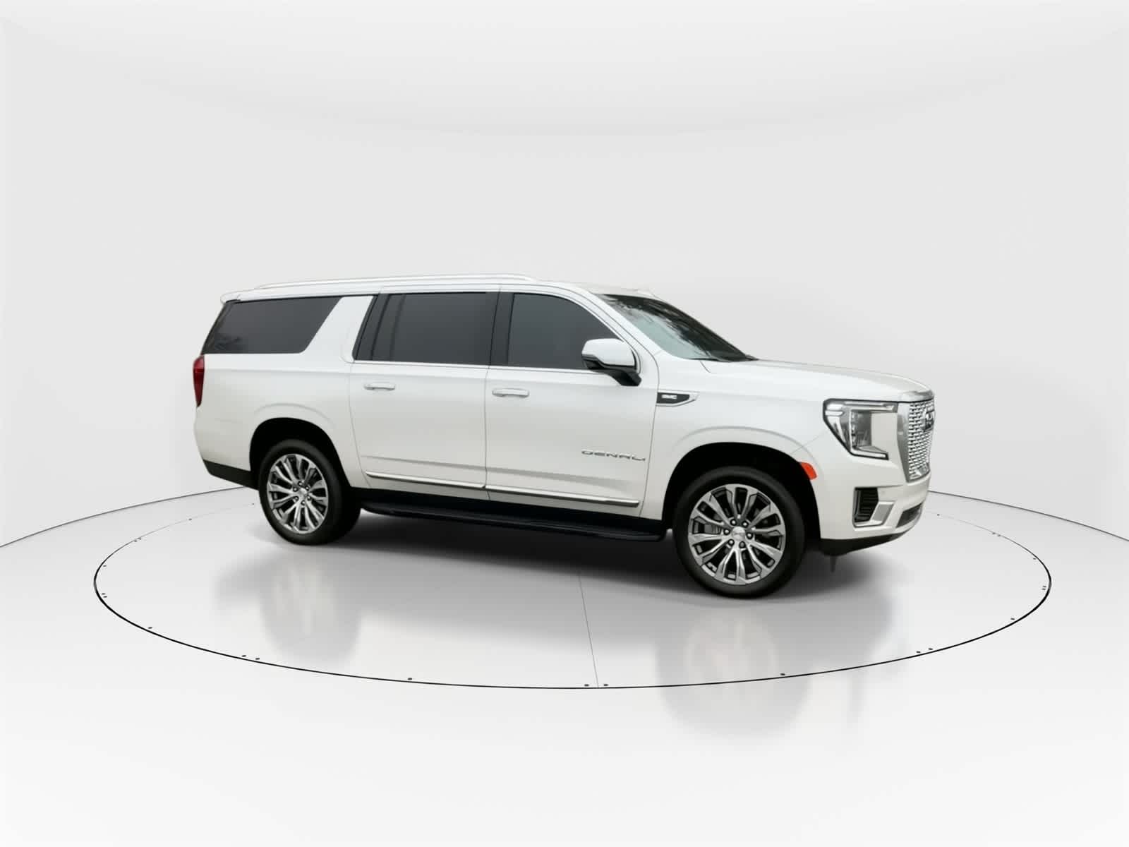 Thumbnail: 2021 GMC Yukon XL - 2