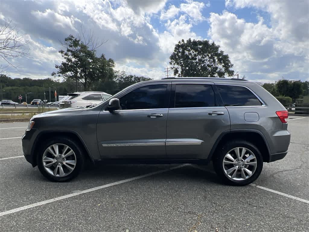 Thumbnail: 2013 Jeep Grand Cherokee - 11