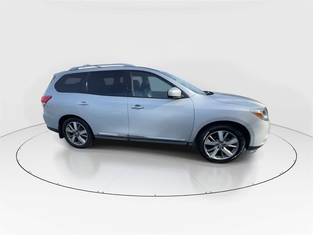 Used 2015 Nissan Pathfinder Platinum with VIN 5N1AR2MM7FC655228 for sale in Freehold, NJ