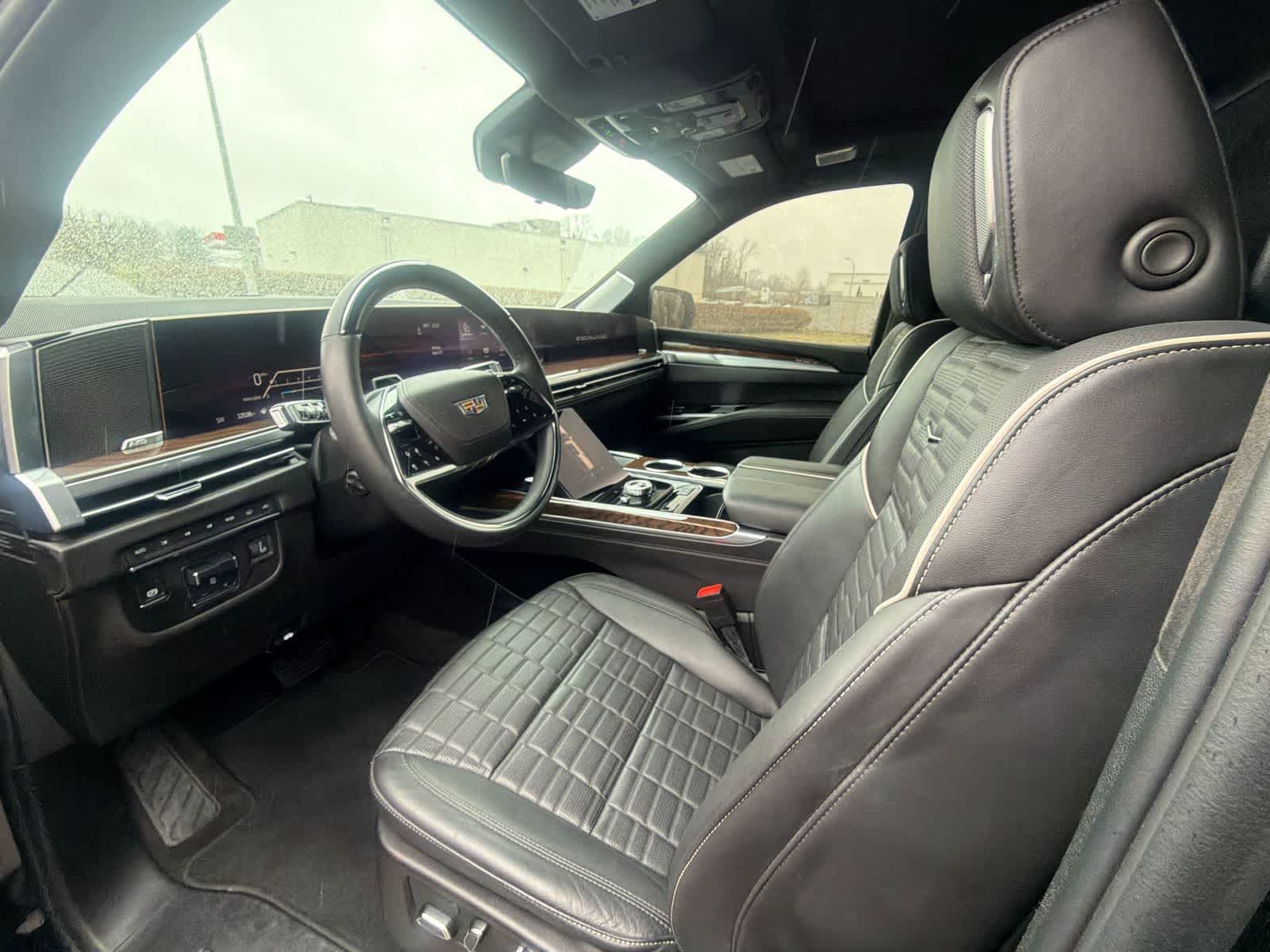 Thumbnail: 2025 Cadillac Escalade - 10